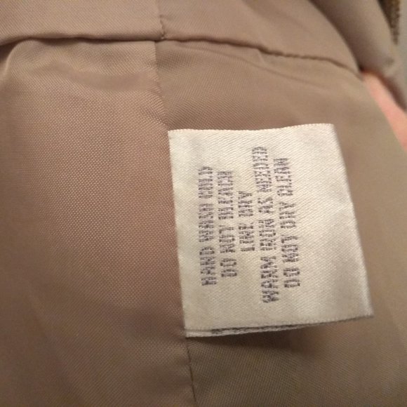 Safari Jacket. Neutral Color. Excellent Condition - Picture 6 of 16